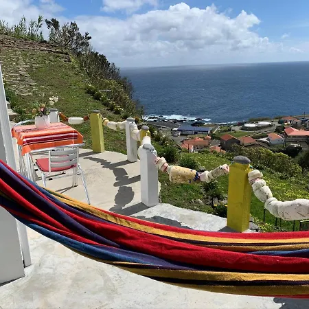 Casa Pedras Brancas Holiday home *